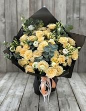 Букет цветов из:  Розы и Лизиантусы в Чунском