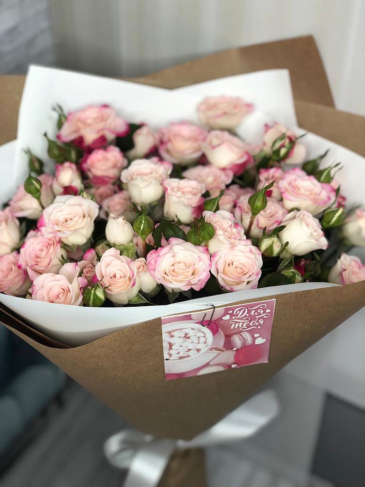 Букет цветов из: Розы в Чунском