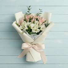 Букет цветов из:  Альстромерии #REPLACE_PRED# Чунском