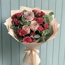 Букет цветов из:  Гвоздики и Розы в Чунском
