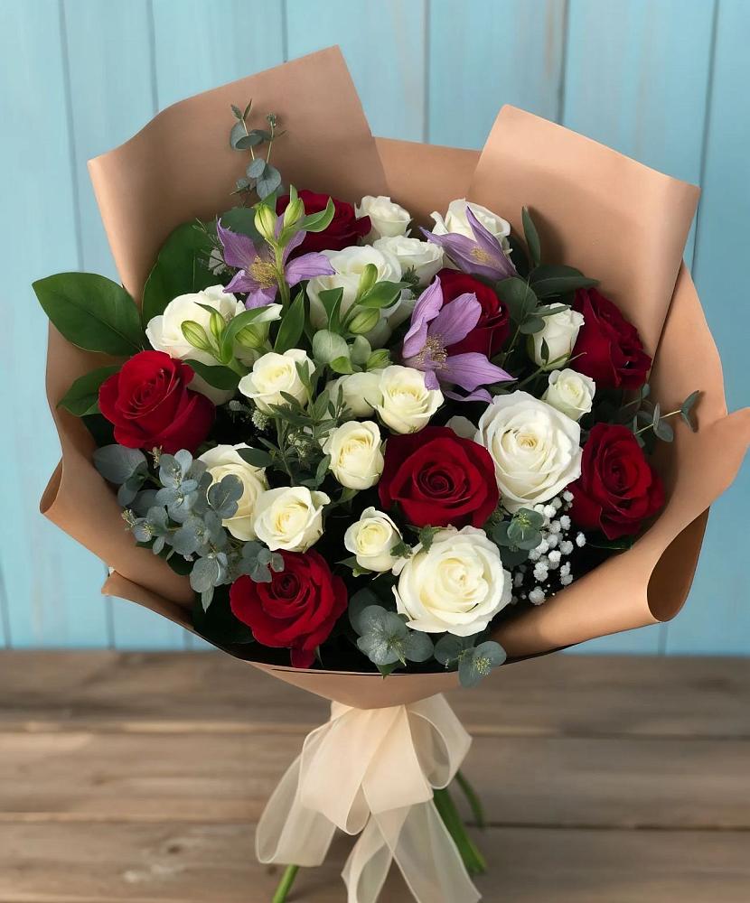 Букет цветов из: Розы и Альстромерии в Чунском