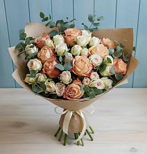 Букет цветов из:  Альстромерии и Розы #REPLACE_PRED# Чунском